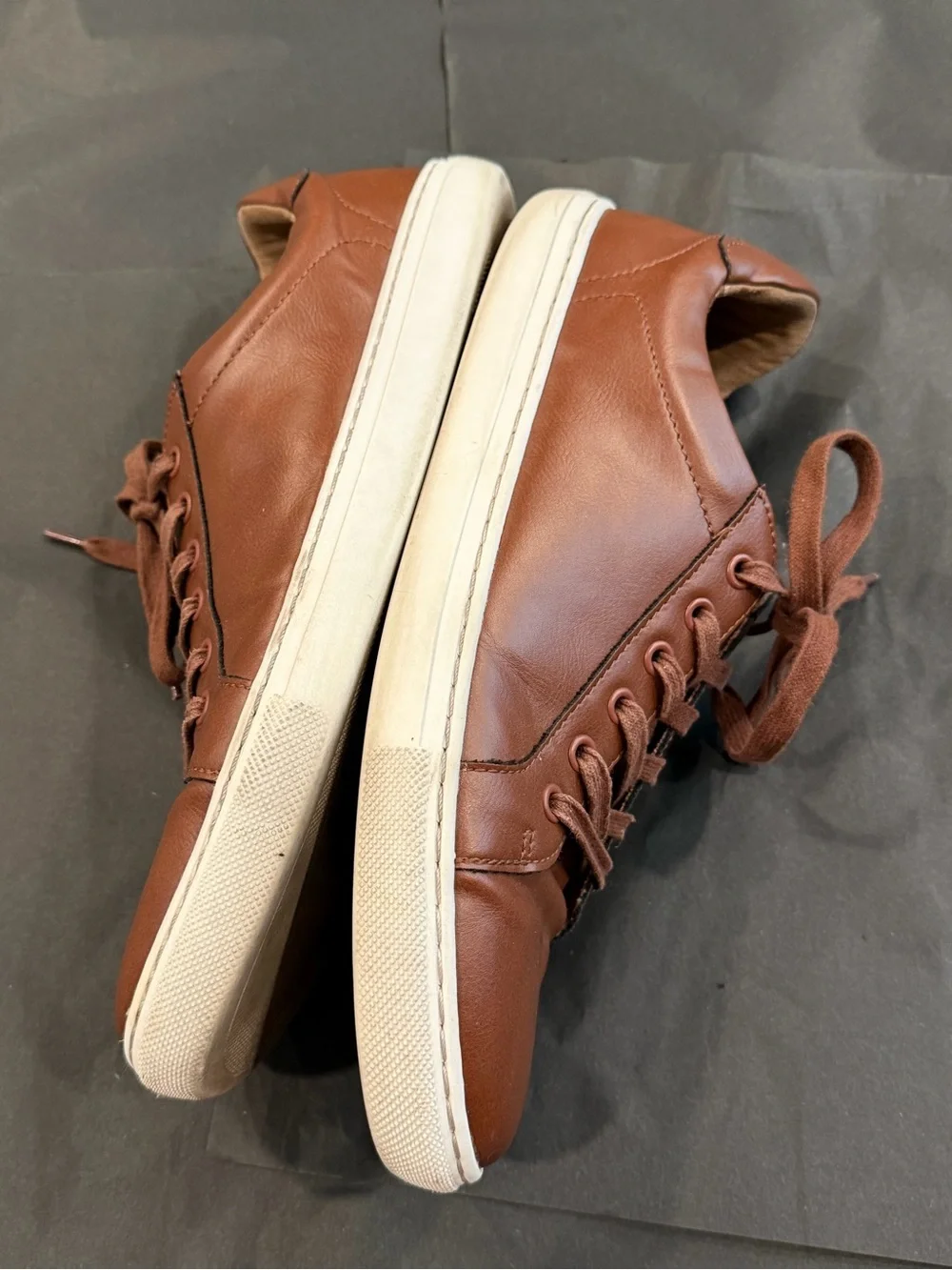 Banana Republic Brown Pleather Low-Top Sneakers with White Sole Size 10 #797